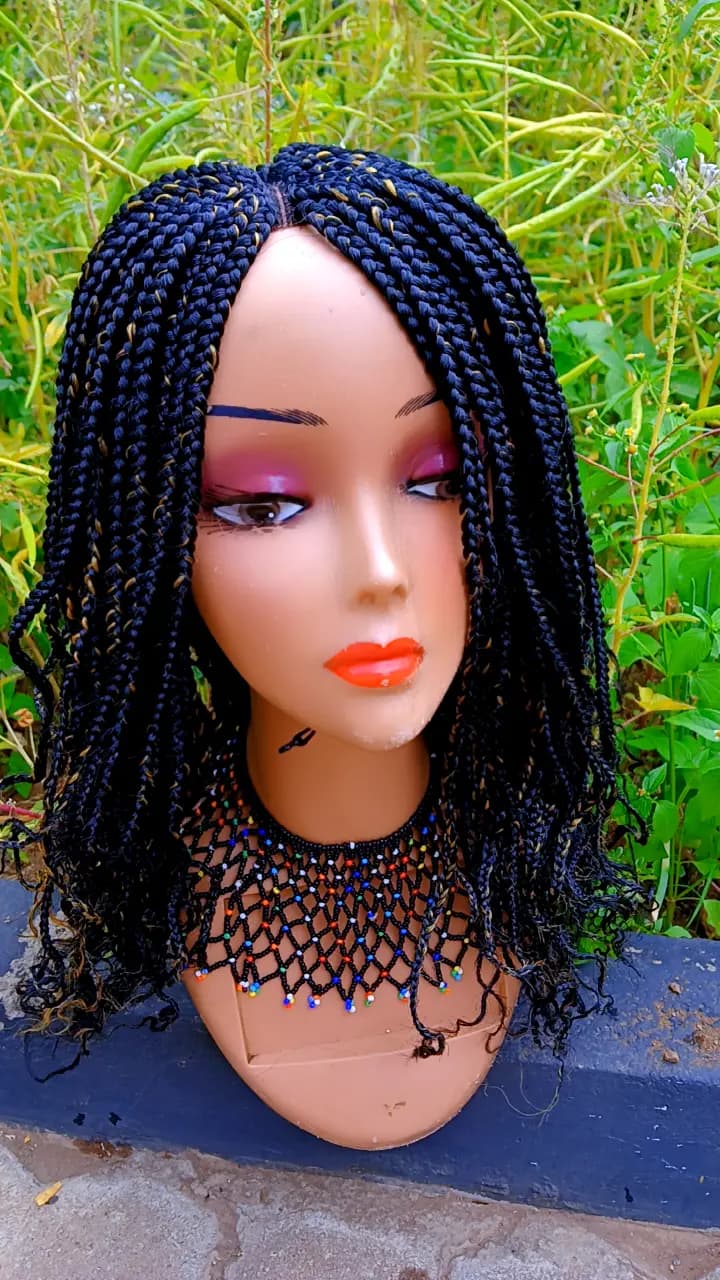 Closure Braided Wig — Black and gold