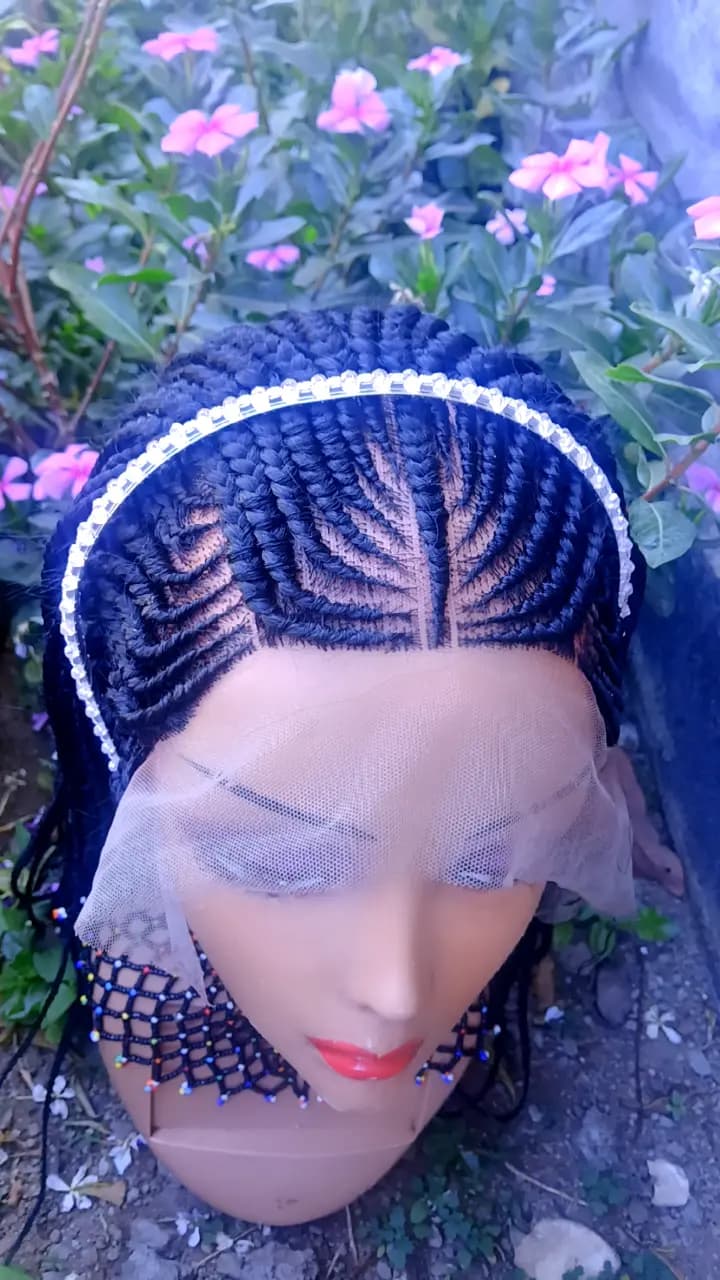 Zuri Feed-In Frontal braided wig