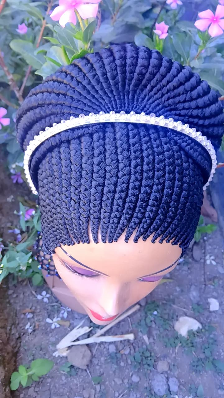 Beehive Braided Wig — Curled Edges