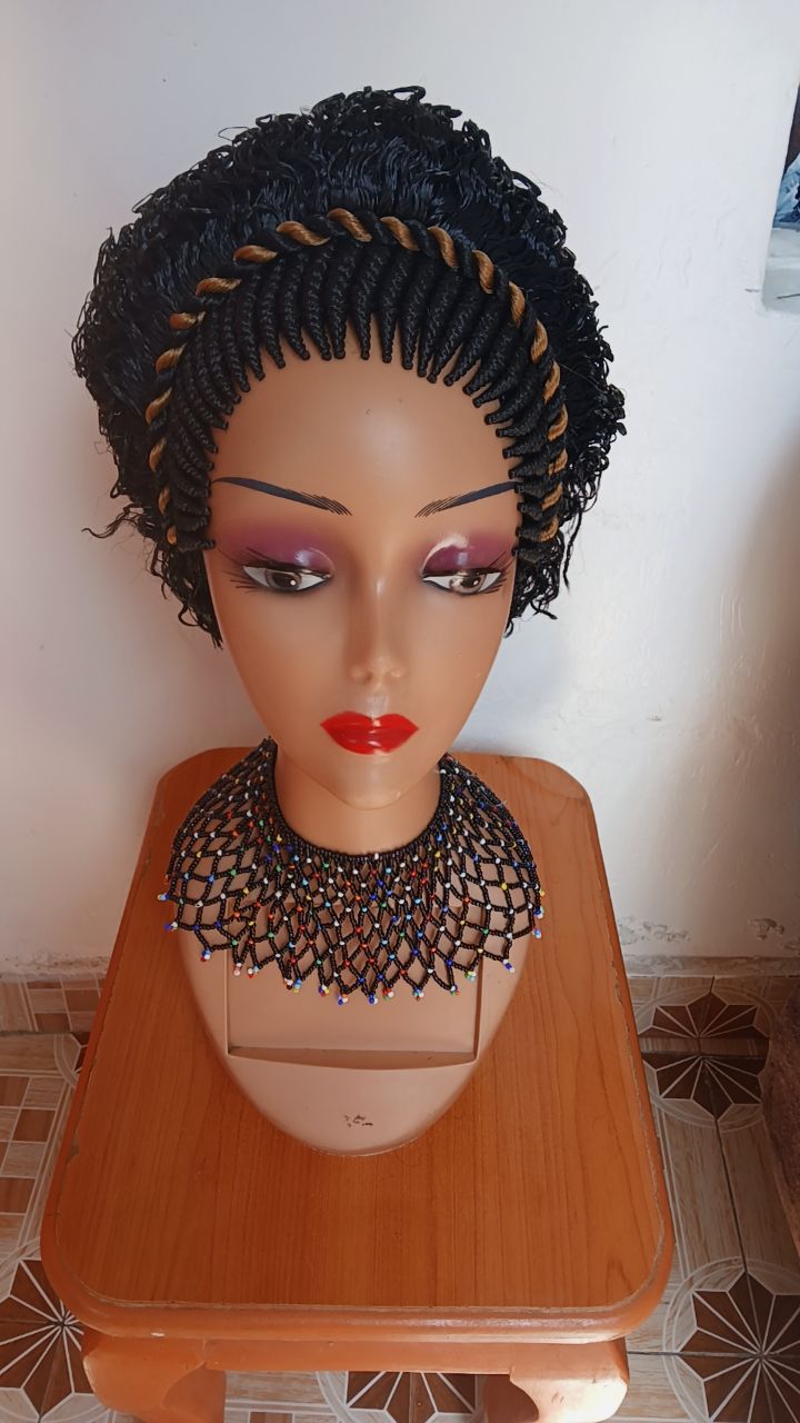 Lollipop Braided Wig — Caramel Accent